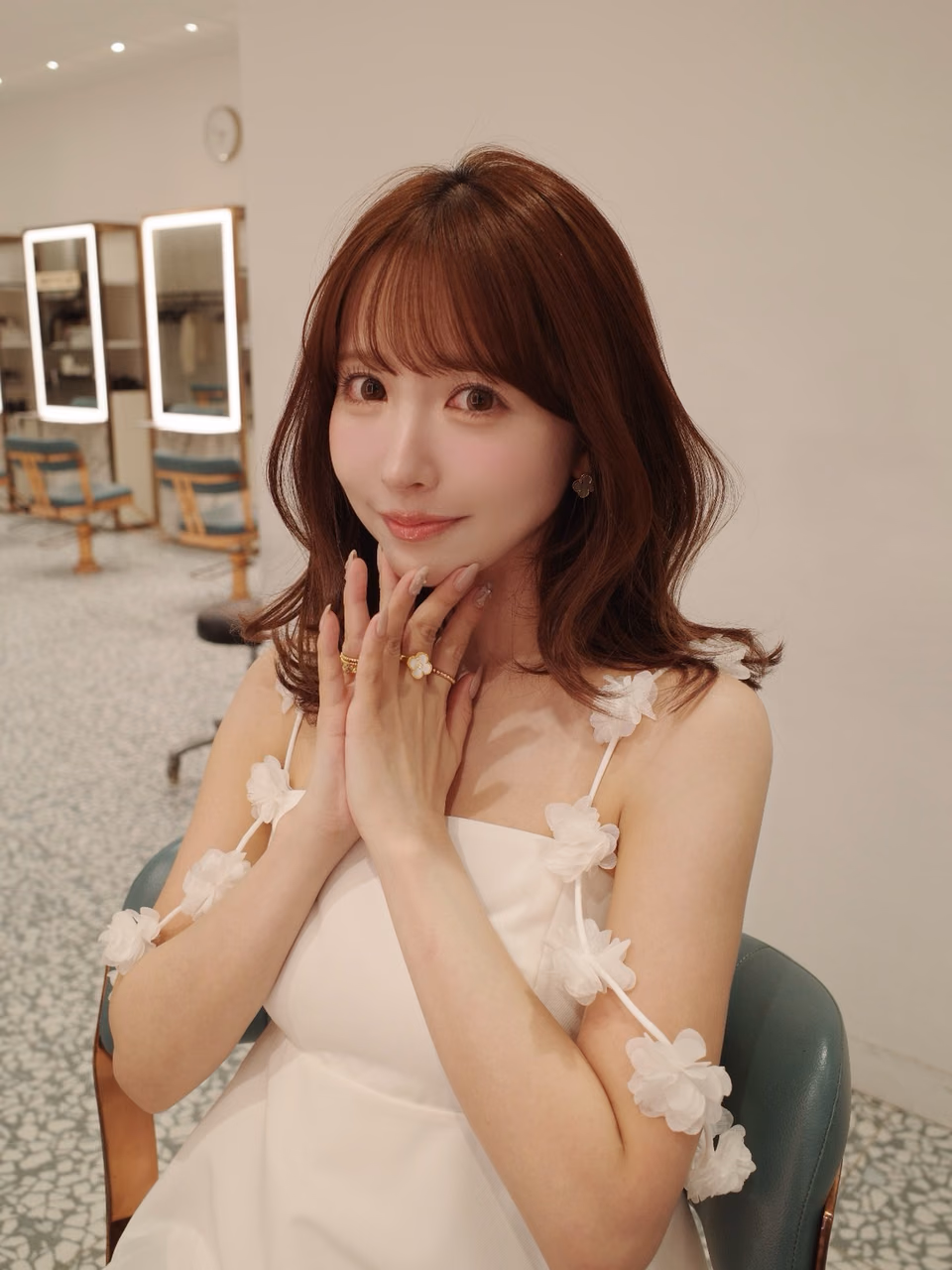 三上悠亜 22