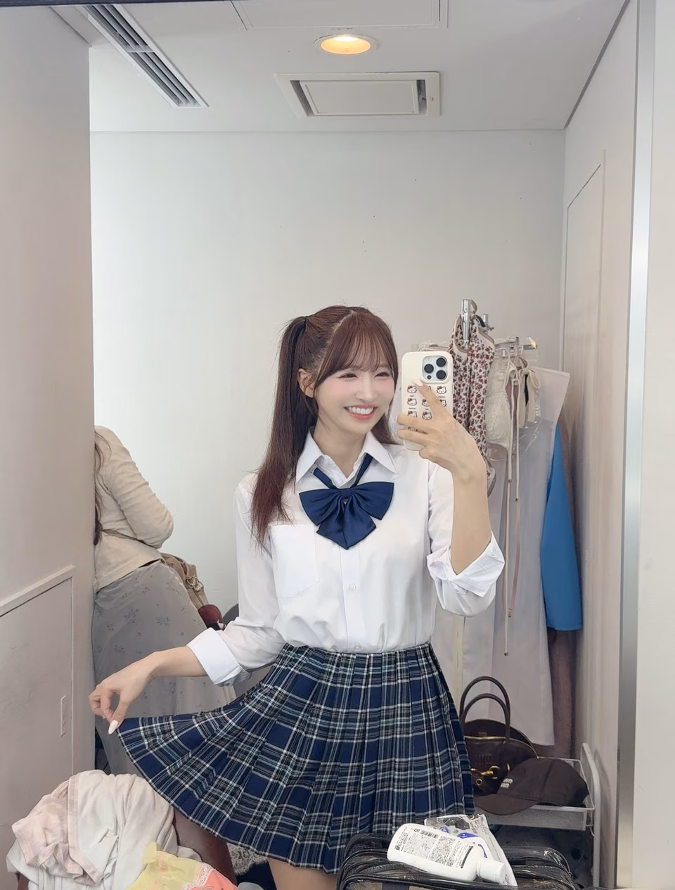 三上悠亜 47