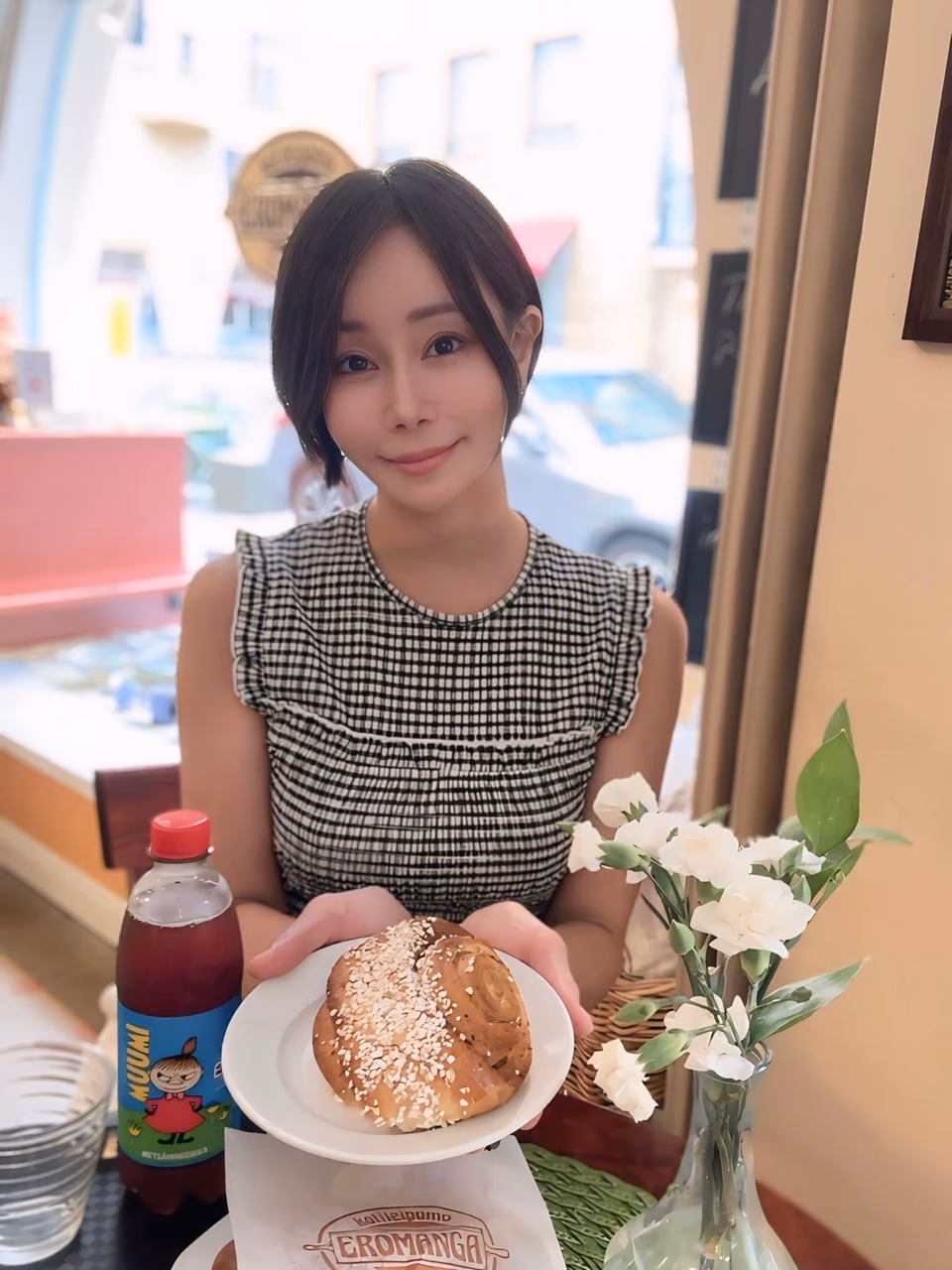 아카리 토모카 2