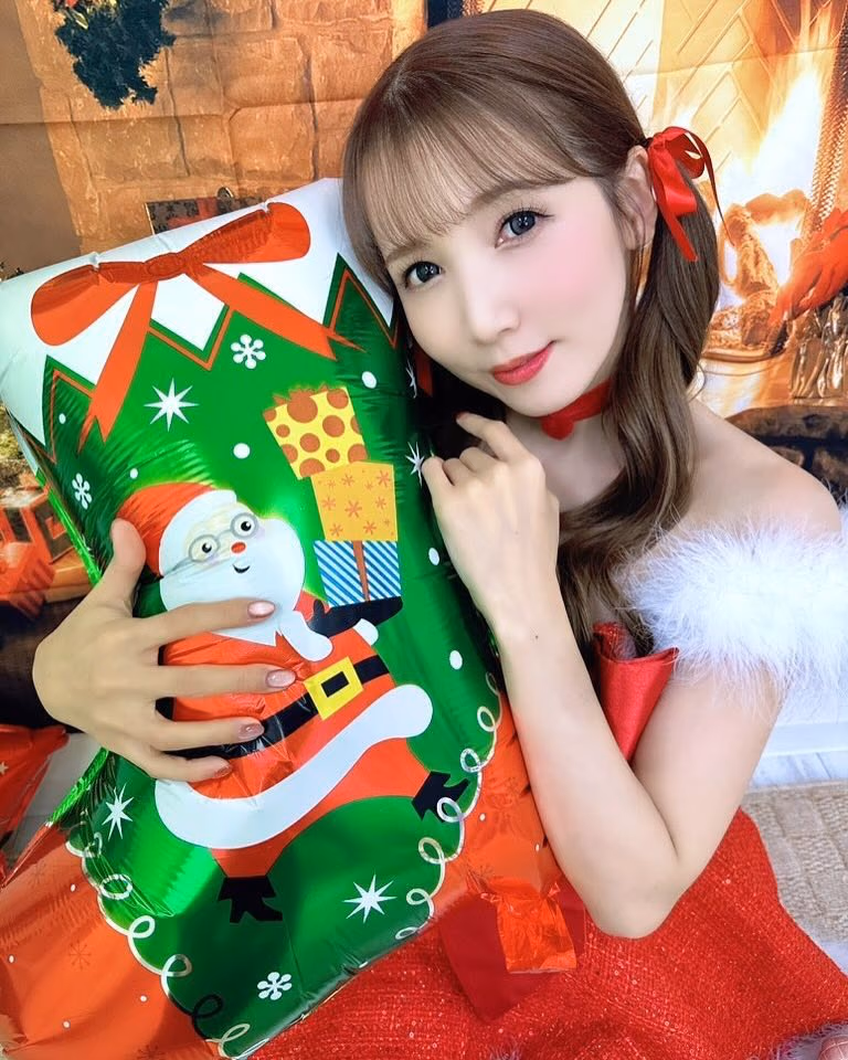 토모다 아야카 32