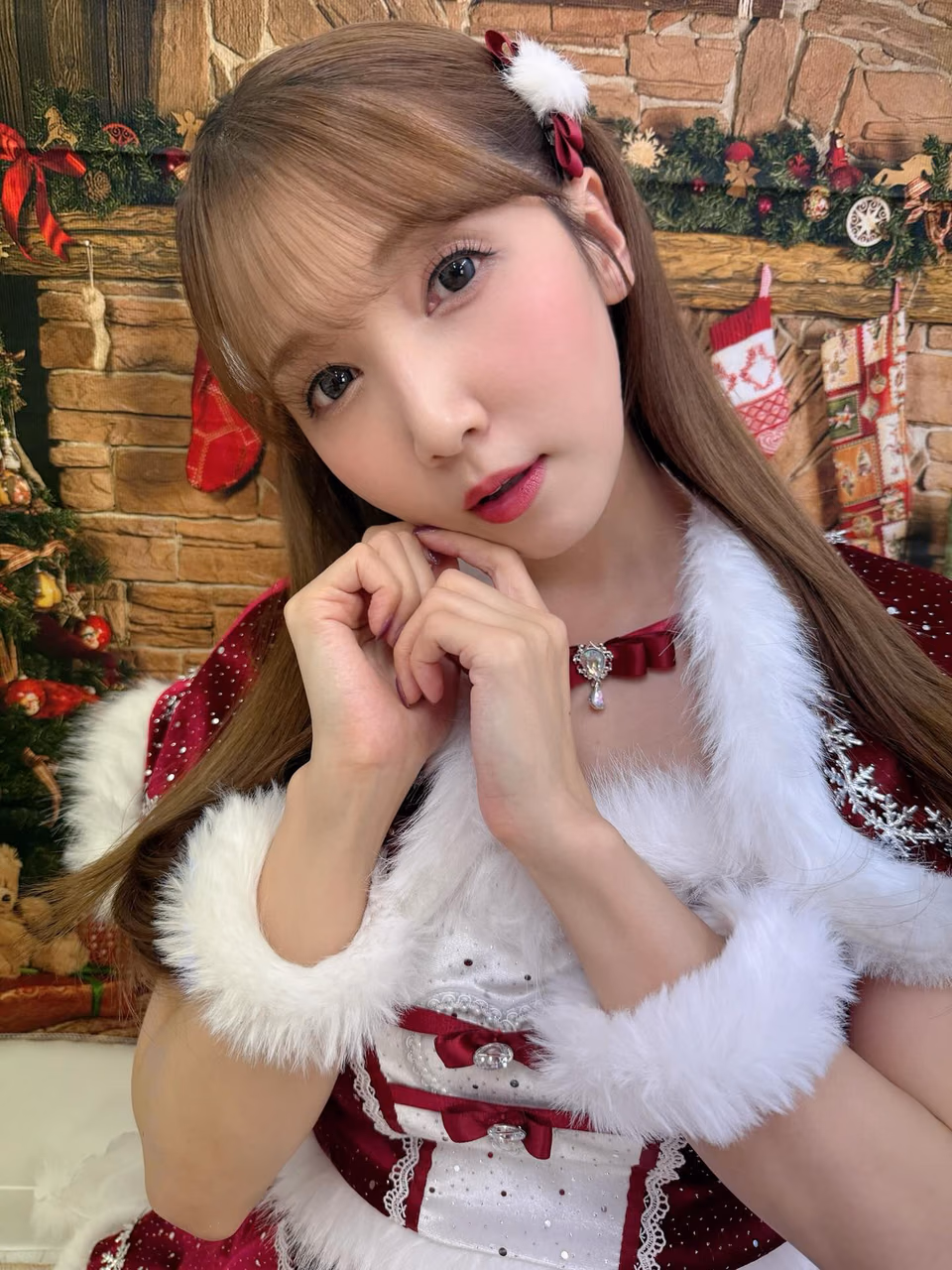 토모다 아야카 33
