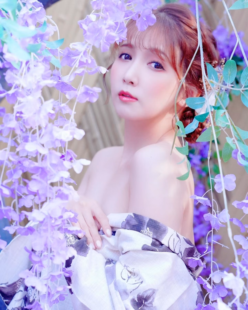 토모다 아야카 38