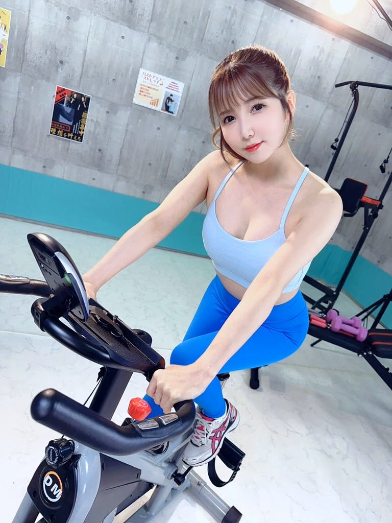 토모다 아야카 43