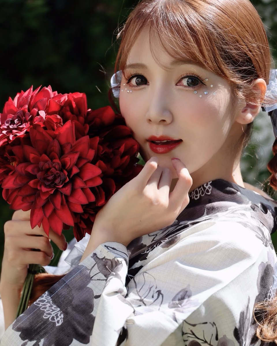 토모다 아야카 44