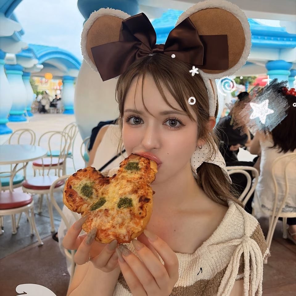 히즈루 에마 9