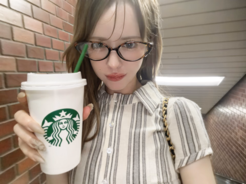 히즈루 에마 10