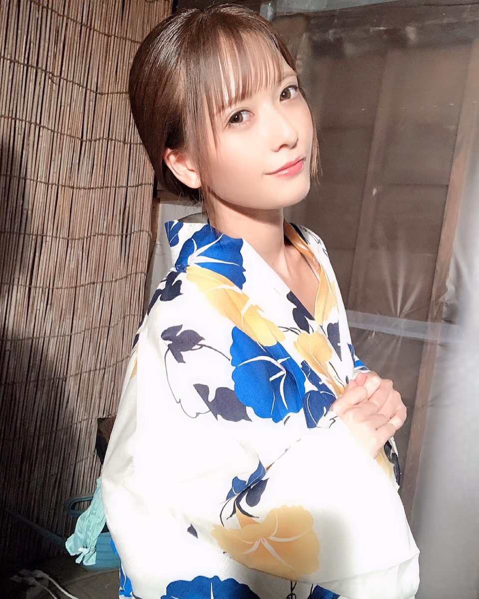 노노우라 논 8