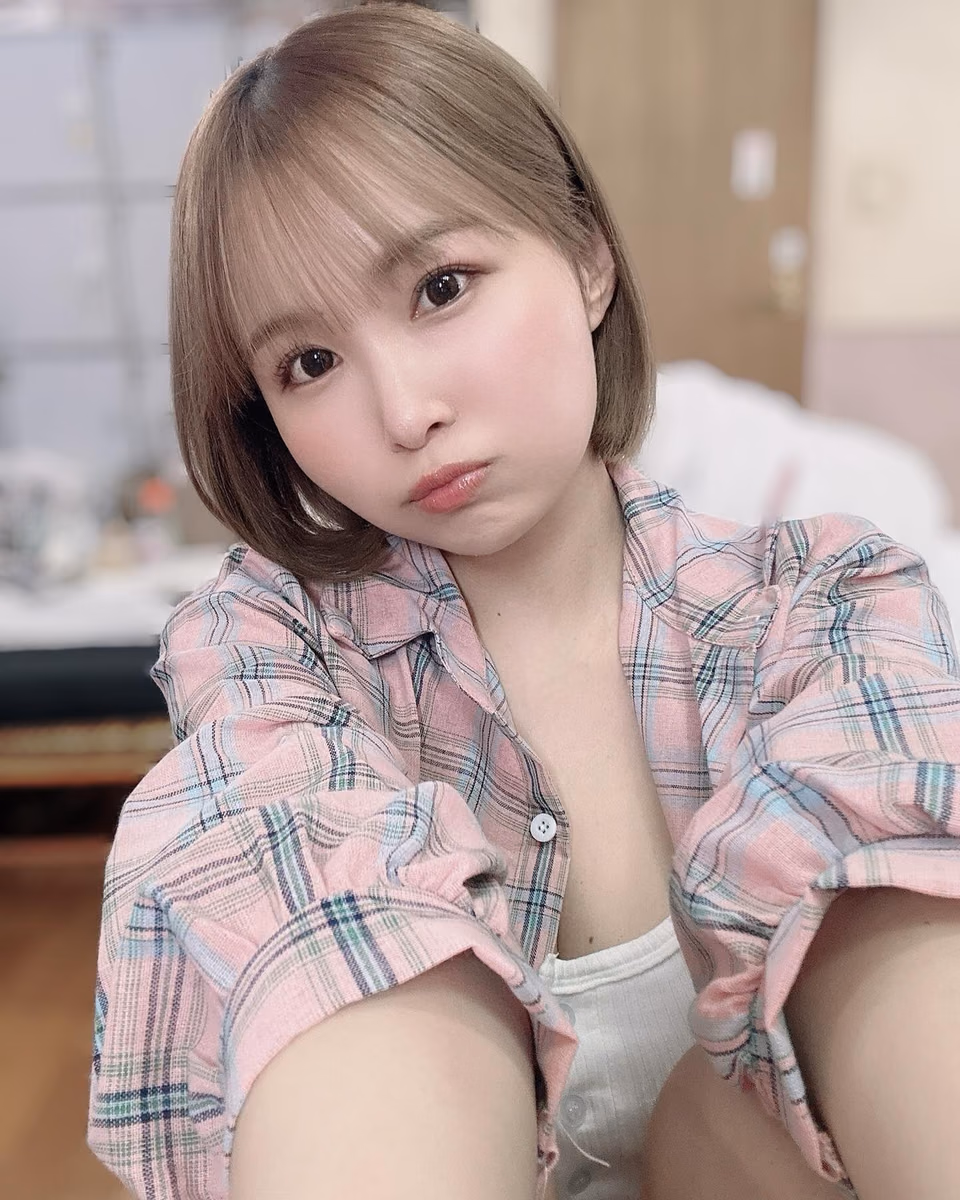카와이 아스나 42