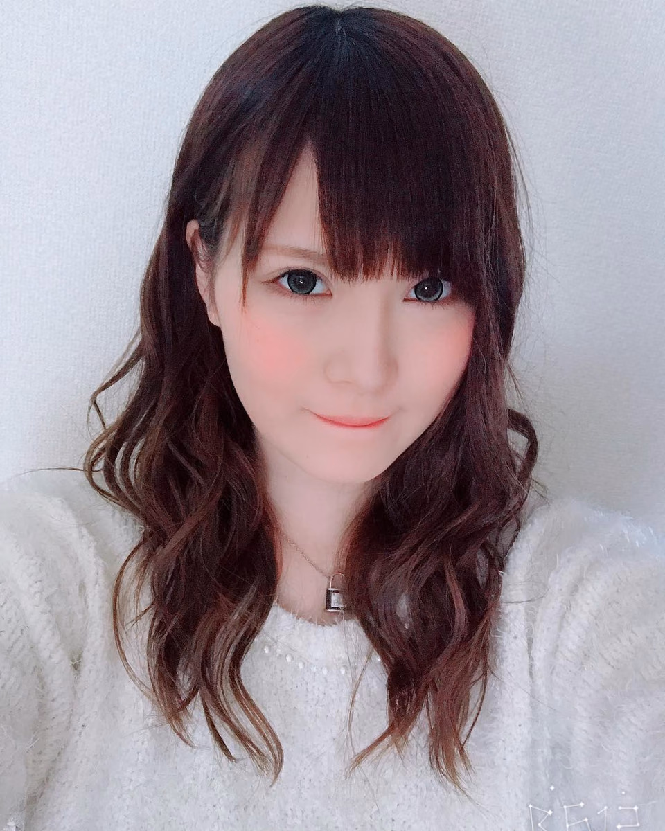 모모카 니시나 9