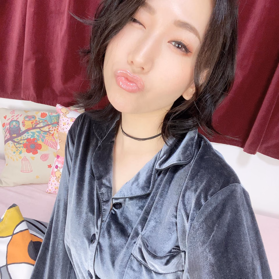 사야마 아이 23