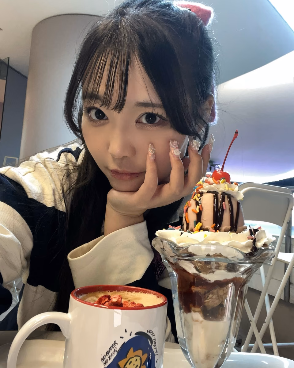 코이부치 모모나 37