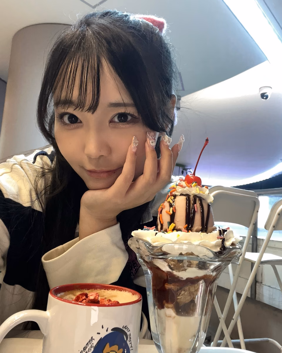 코이부치 모모나 42