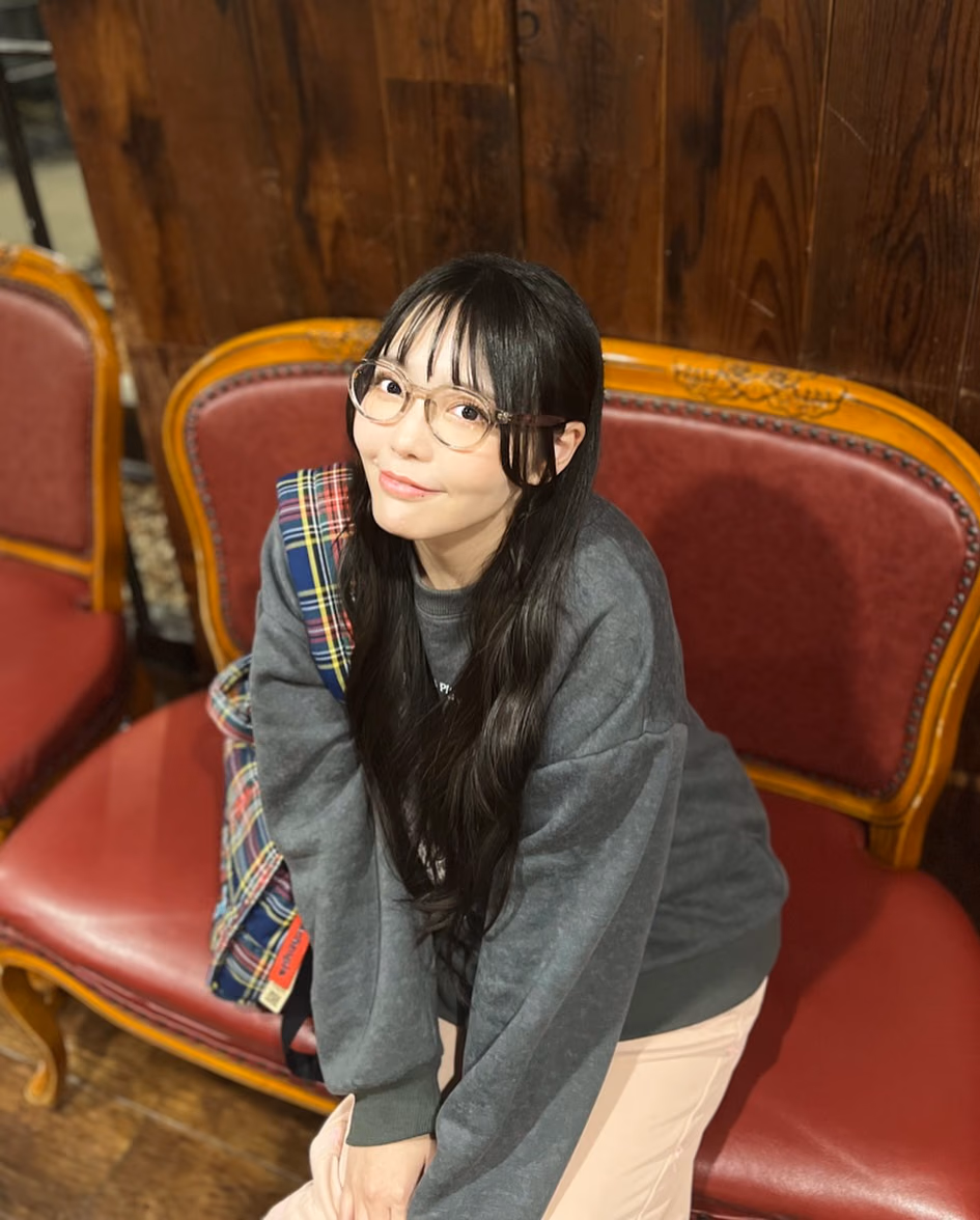 코이부치 모모나 48