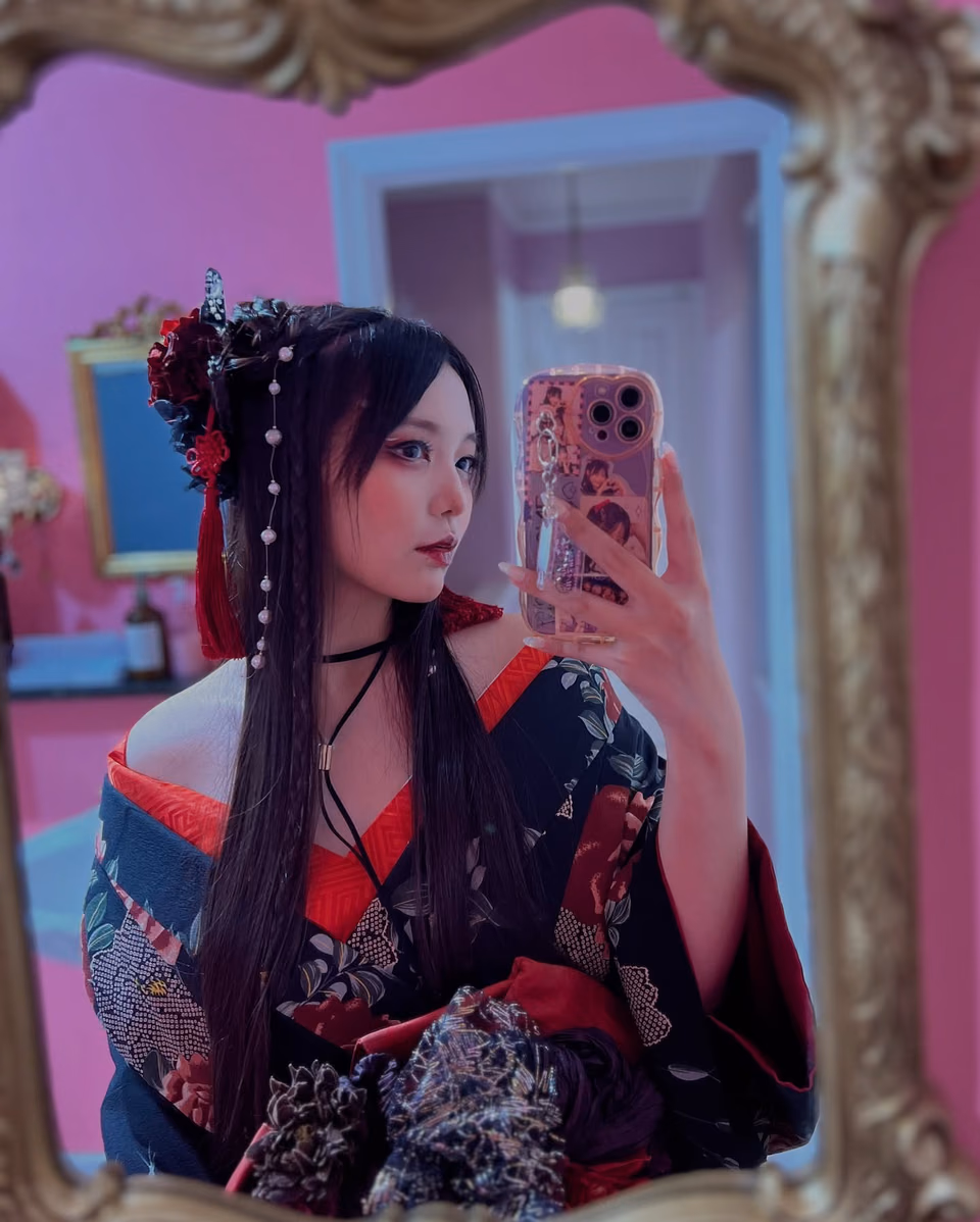 코이부치 모모나 49