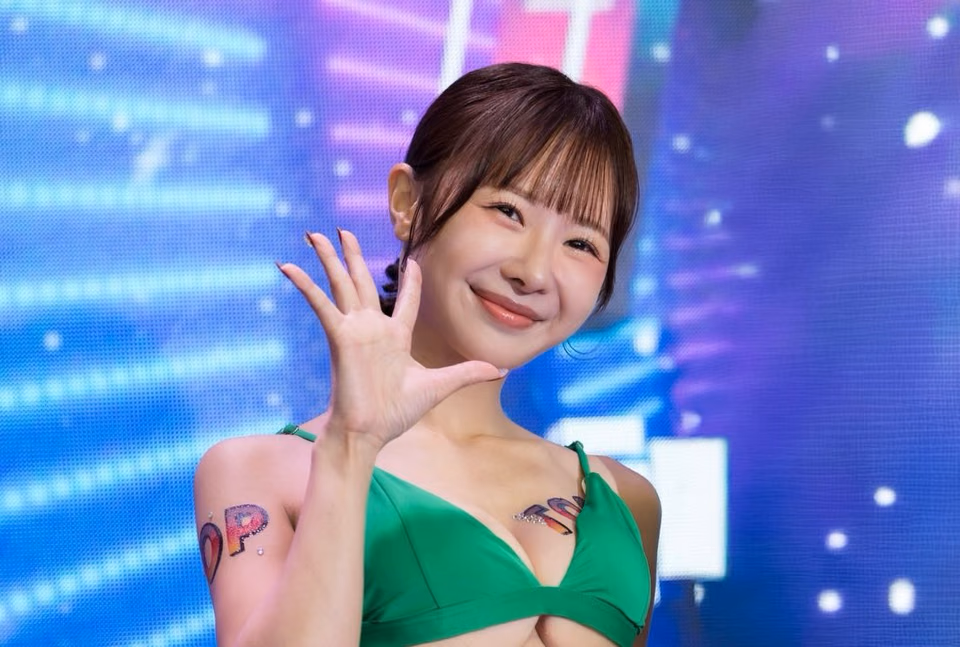 쿠리야마 리오 32