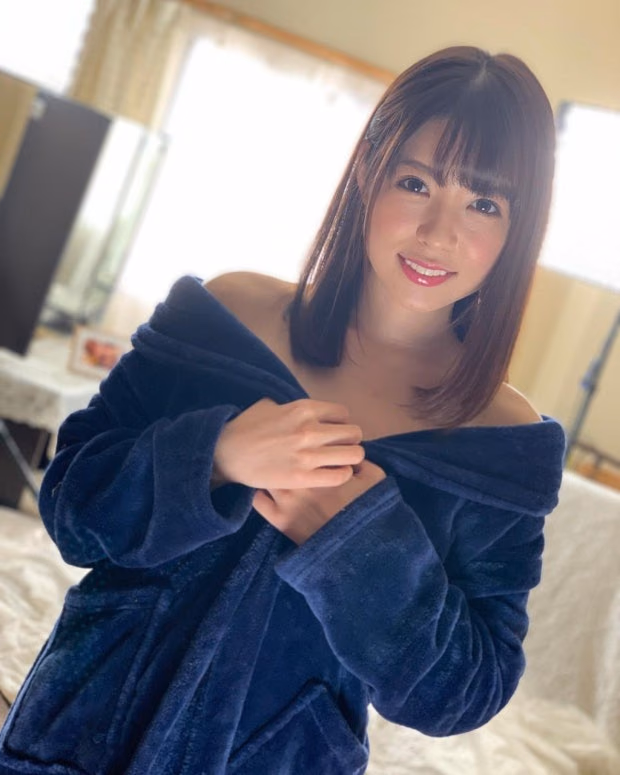 아오이 리나 9