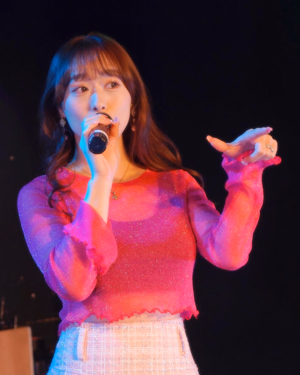 시라이시 마리나 13