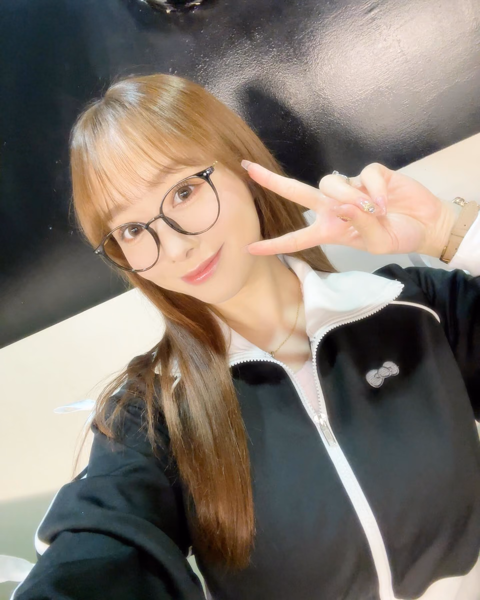 시라이시 마리나 17