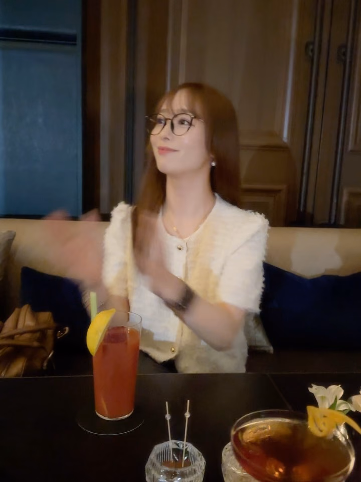 시라이시 마리나 27