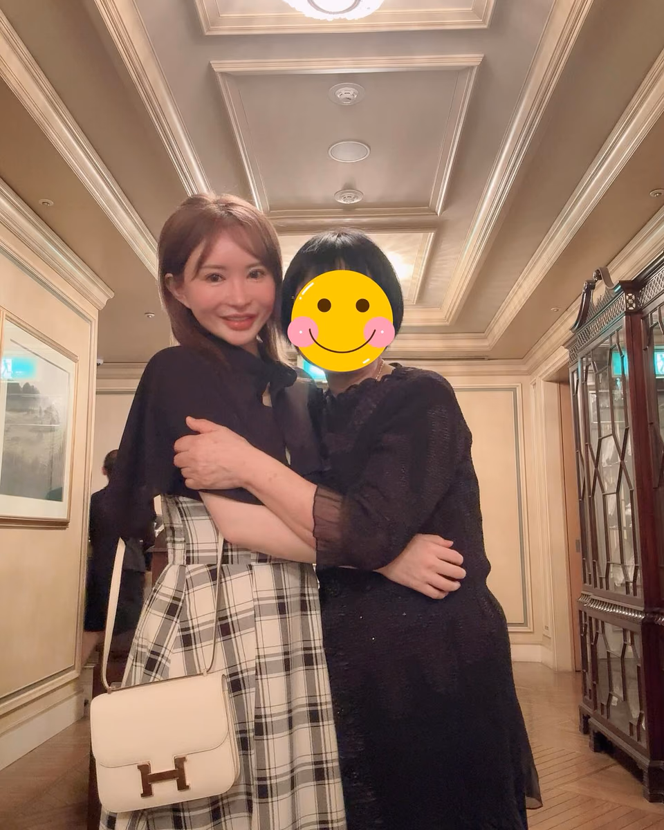 사토미 유리아 25