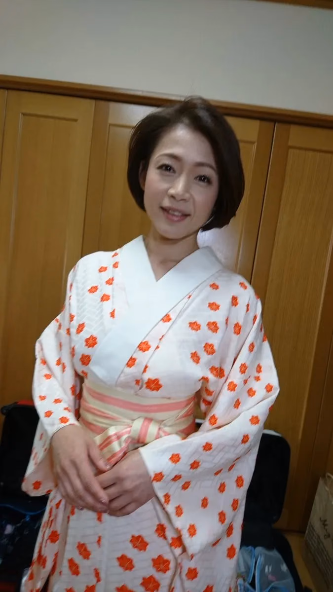 토모다 마키 11