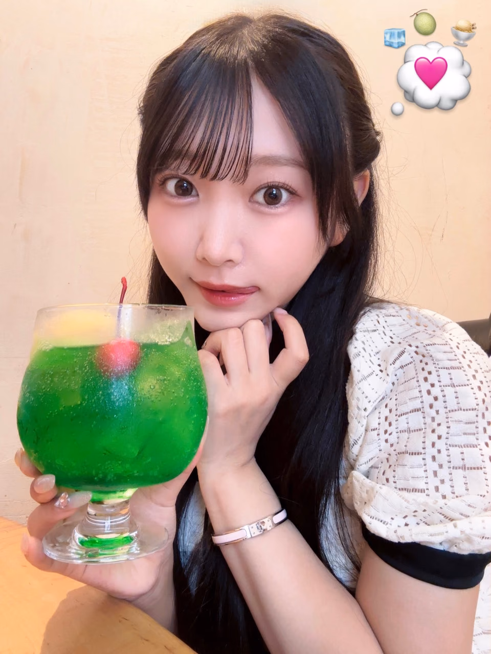 히메사키 하나 61