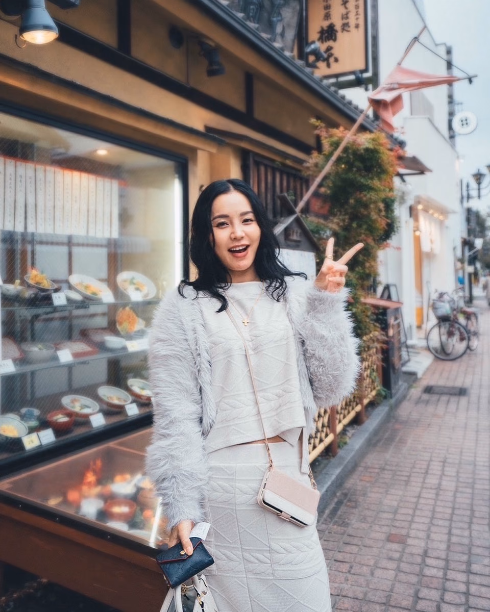 오카자키 에미리 21