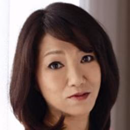 아키카와 스즈 1