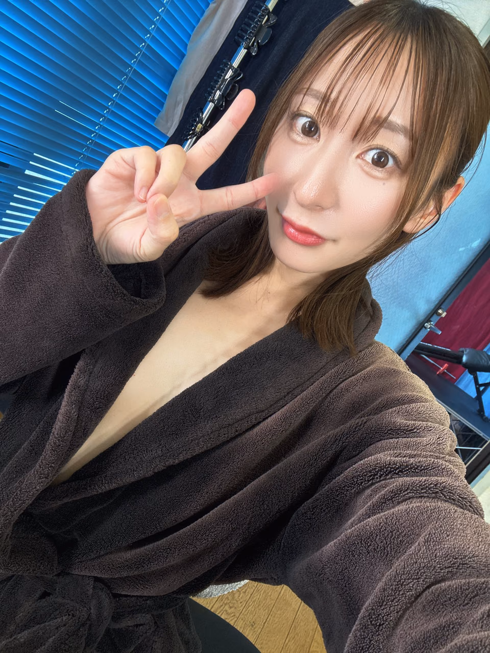 아다치 유리 5