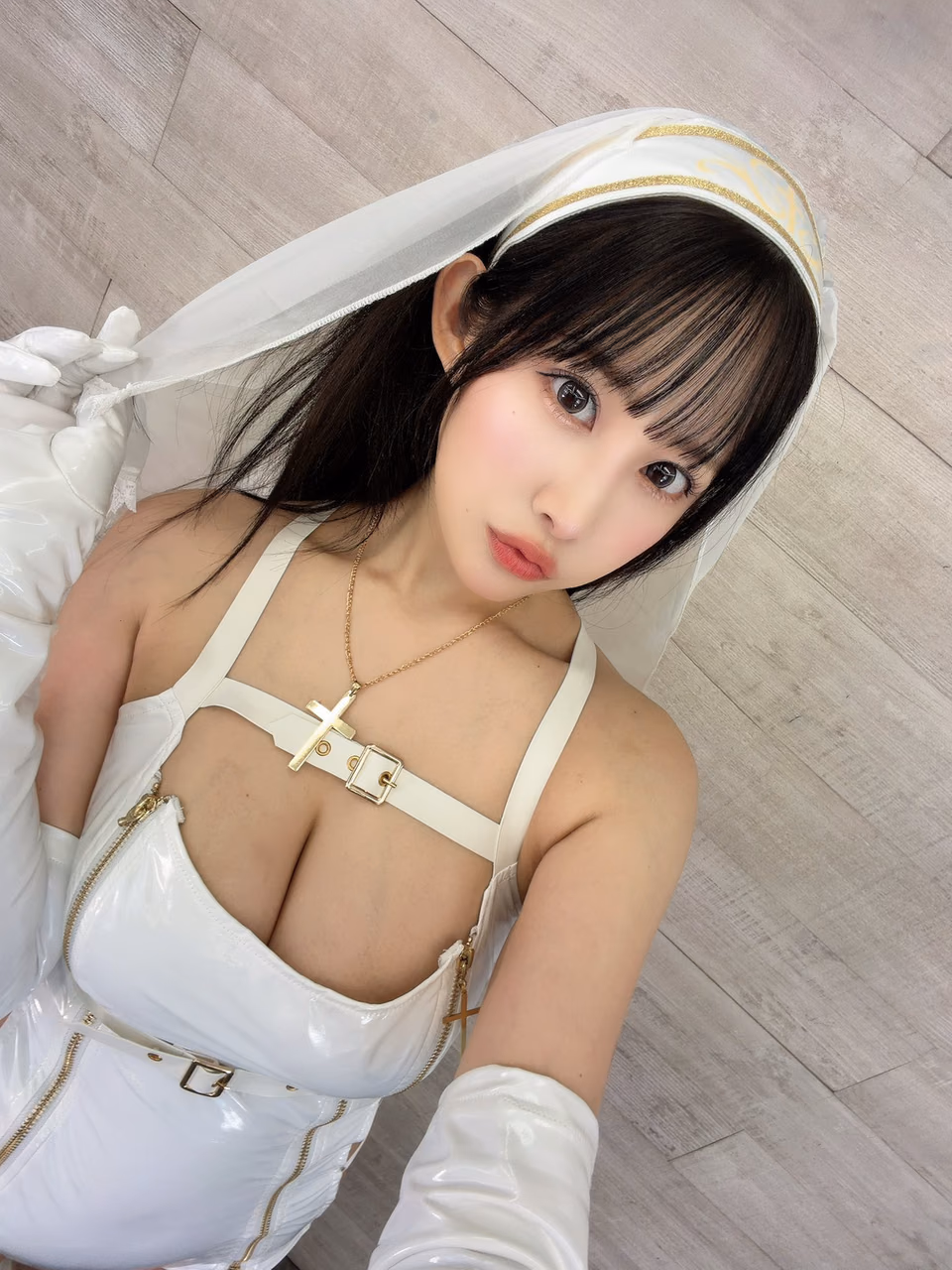 二羽紗愛 15