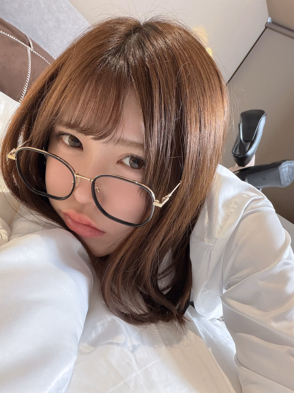 미나세 아카리 16
