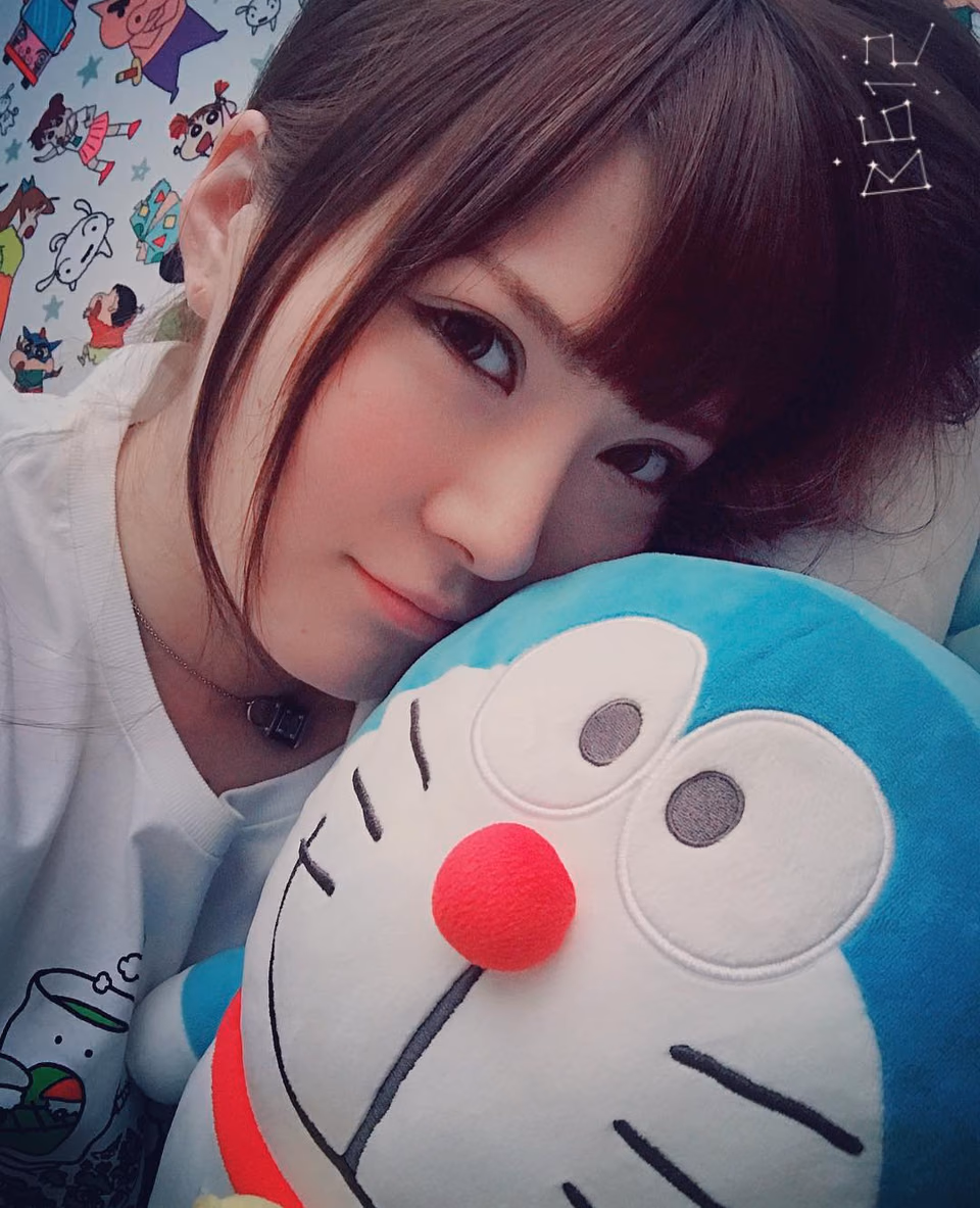 모모카 니시나 14