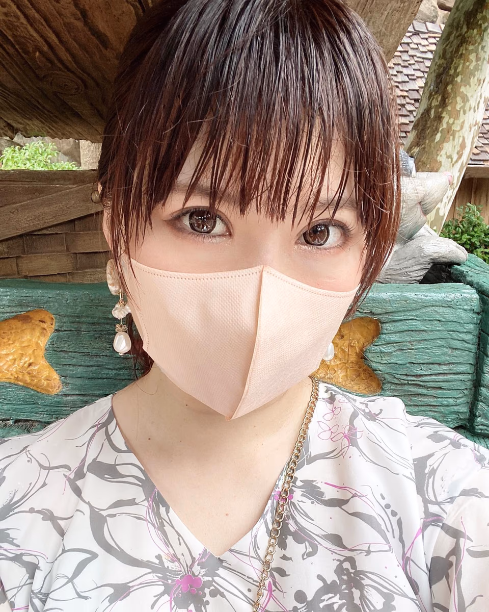 모모카 니시나 16