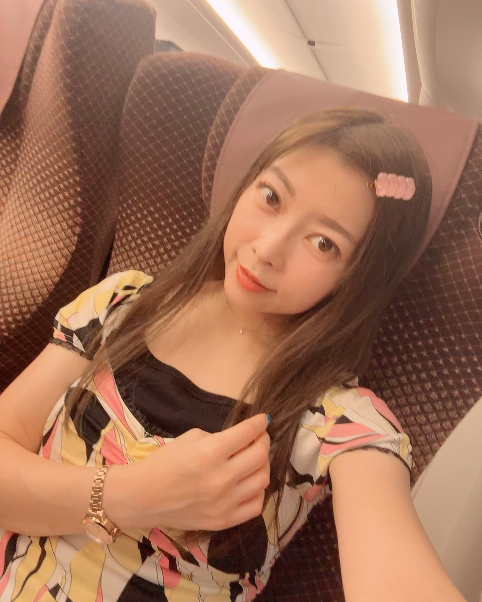 데비 12