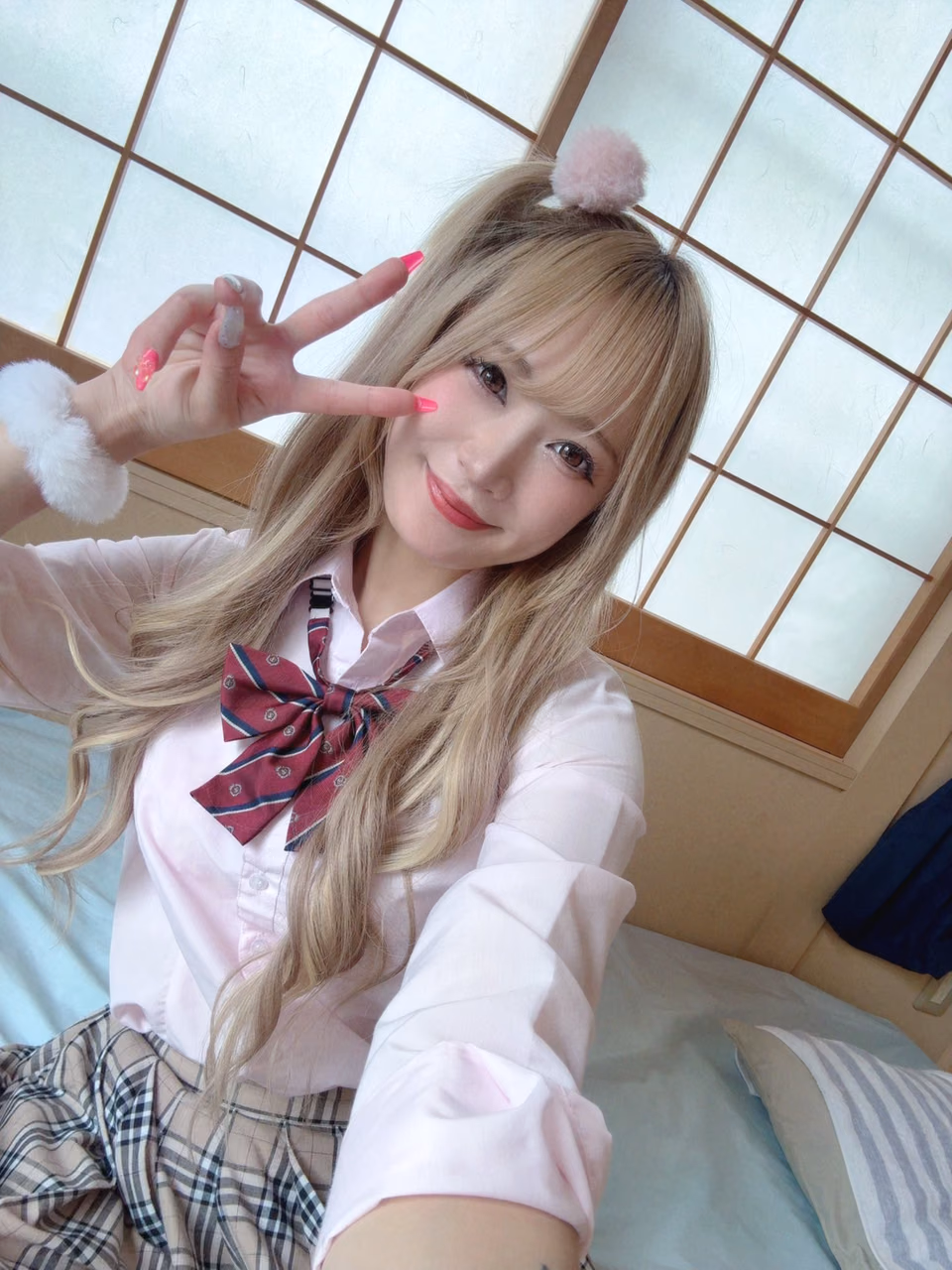 토모야스 레나 12