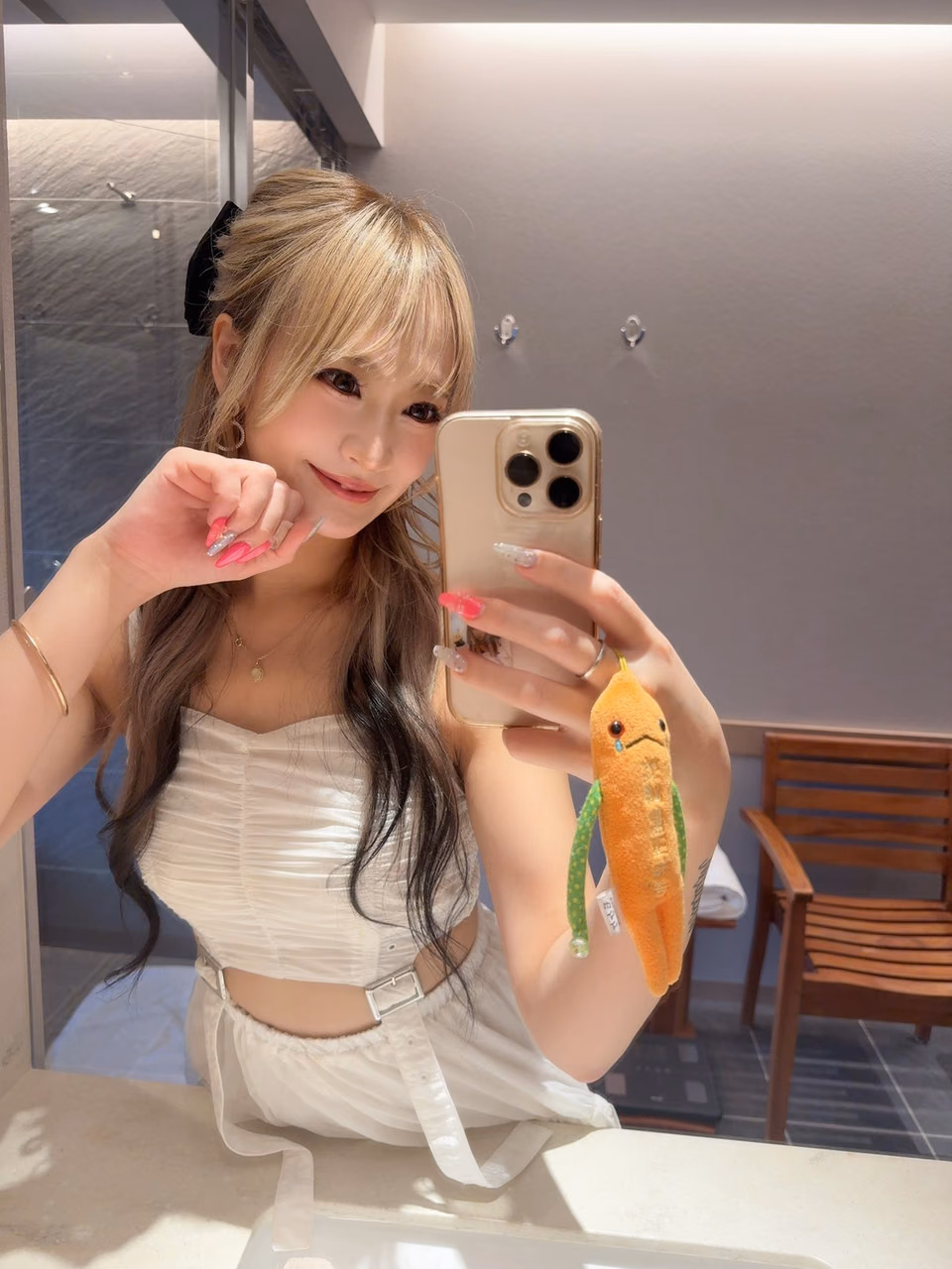토모야스 레나 13