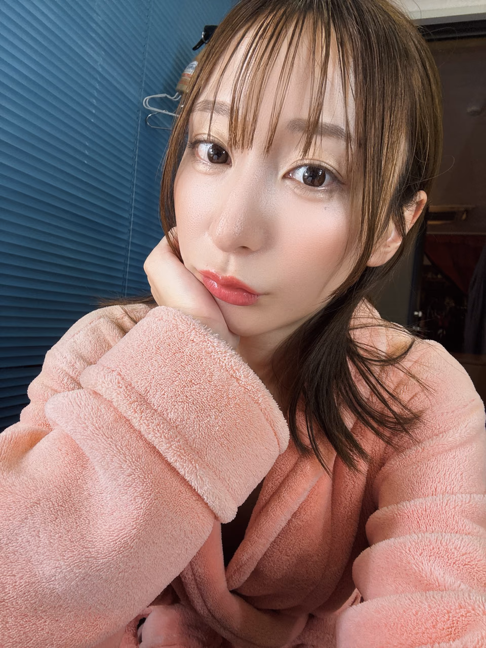 아다치 유리 13