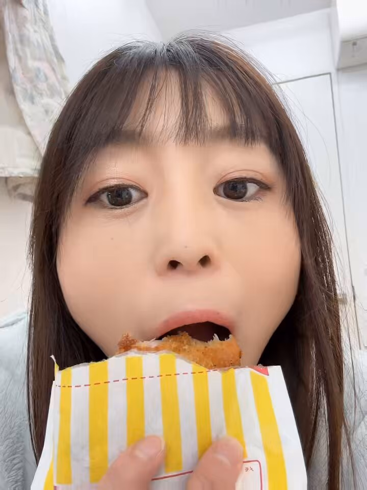 우타다 아미 29