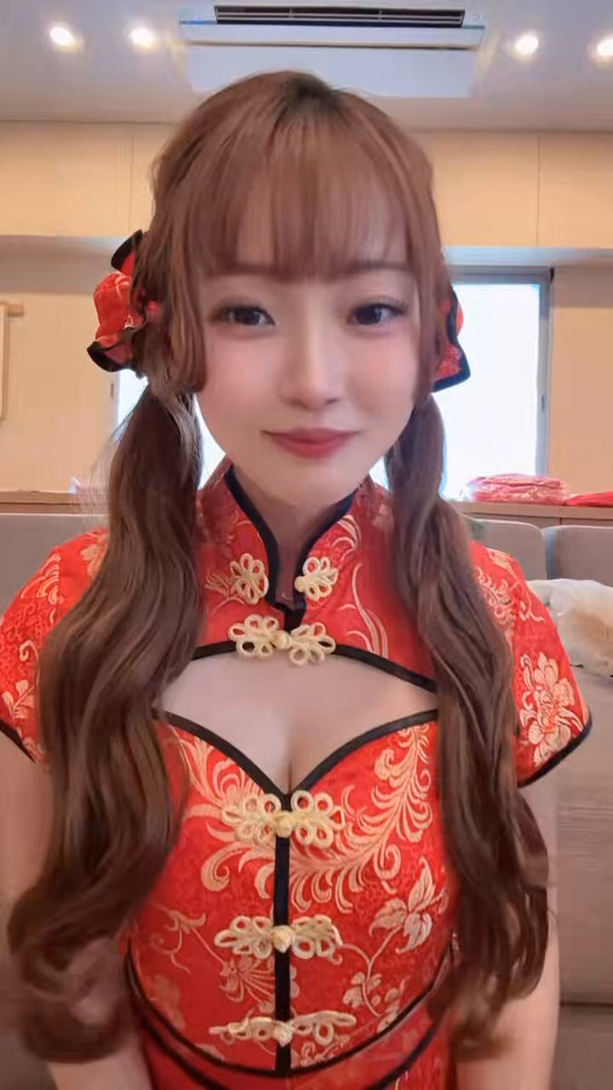 유즈키 리아 25