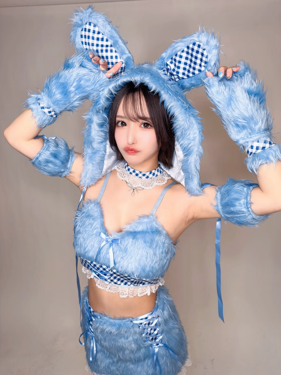 모모나가 사리나 20