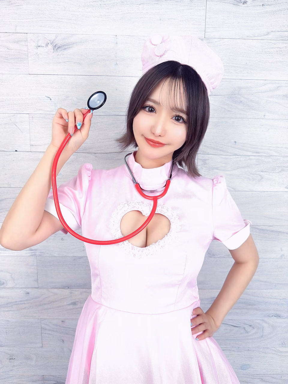 모모나가 사리나 21