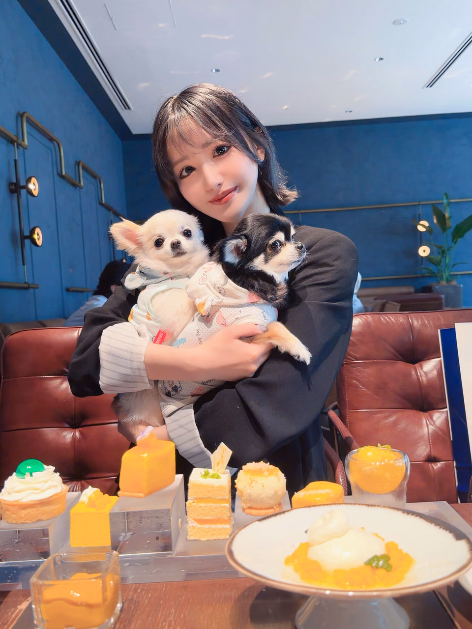 모모나가 사리나 27