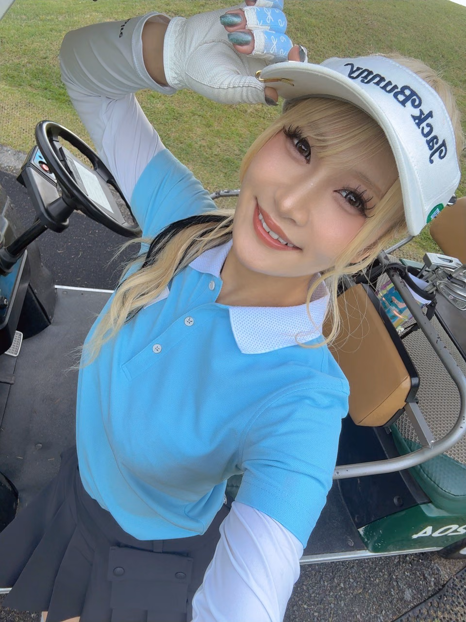 토모야스 레나 25