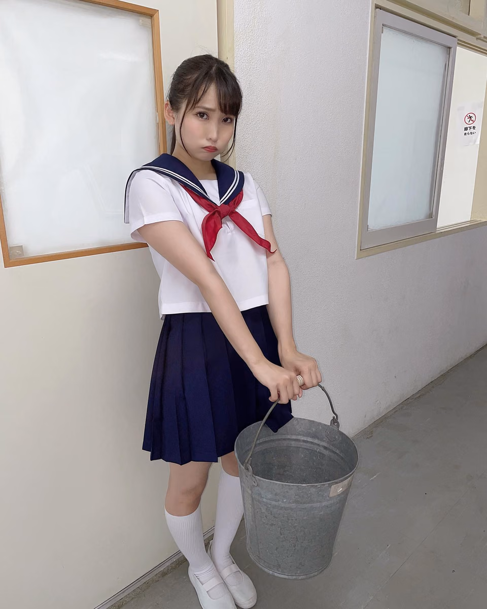 쿠루루기 아오이 25