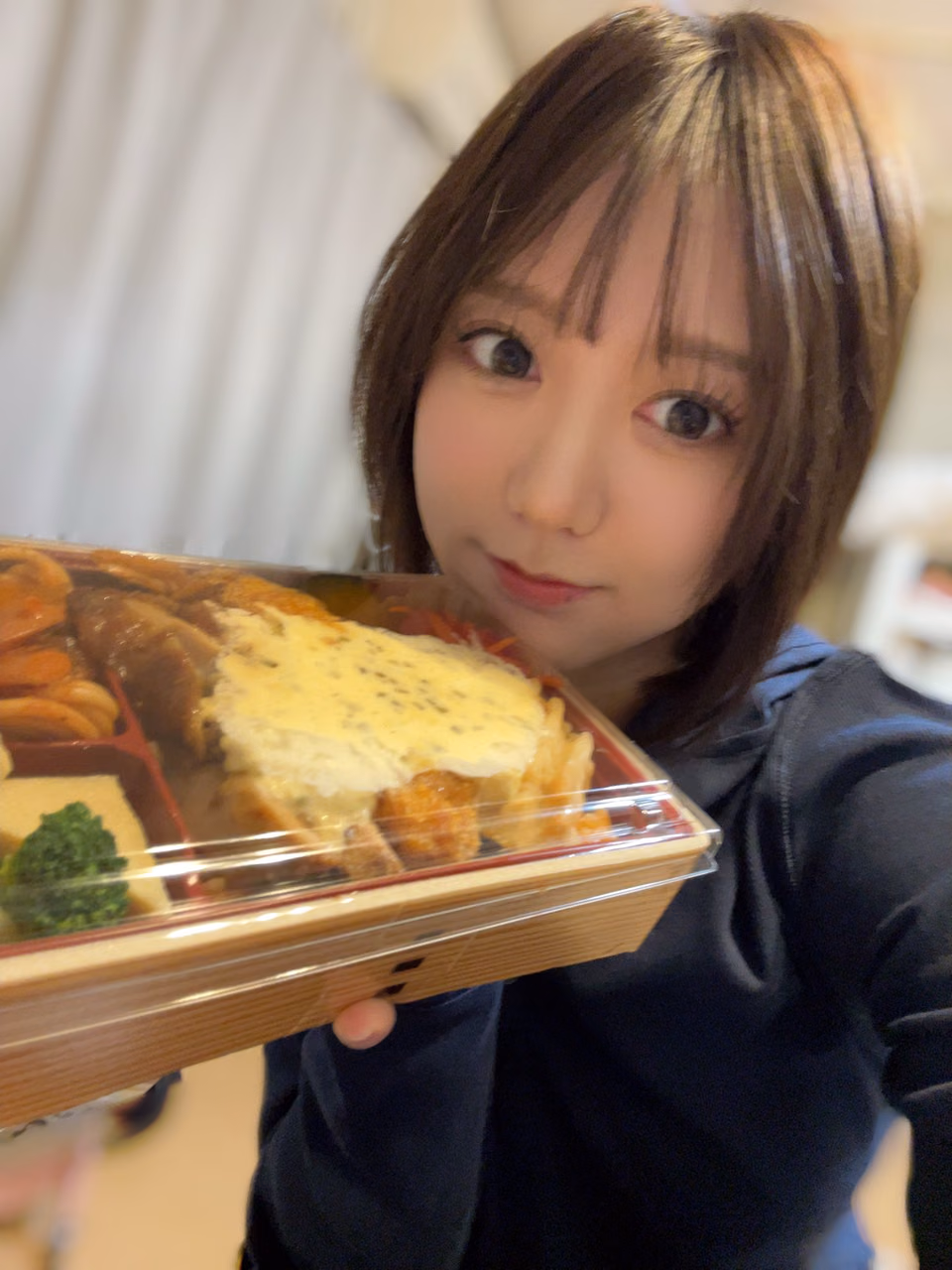 梓まりの 9