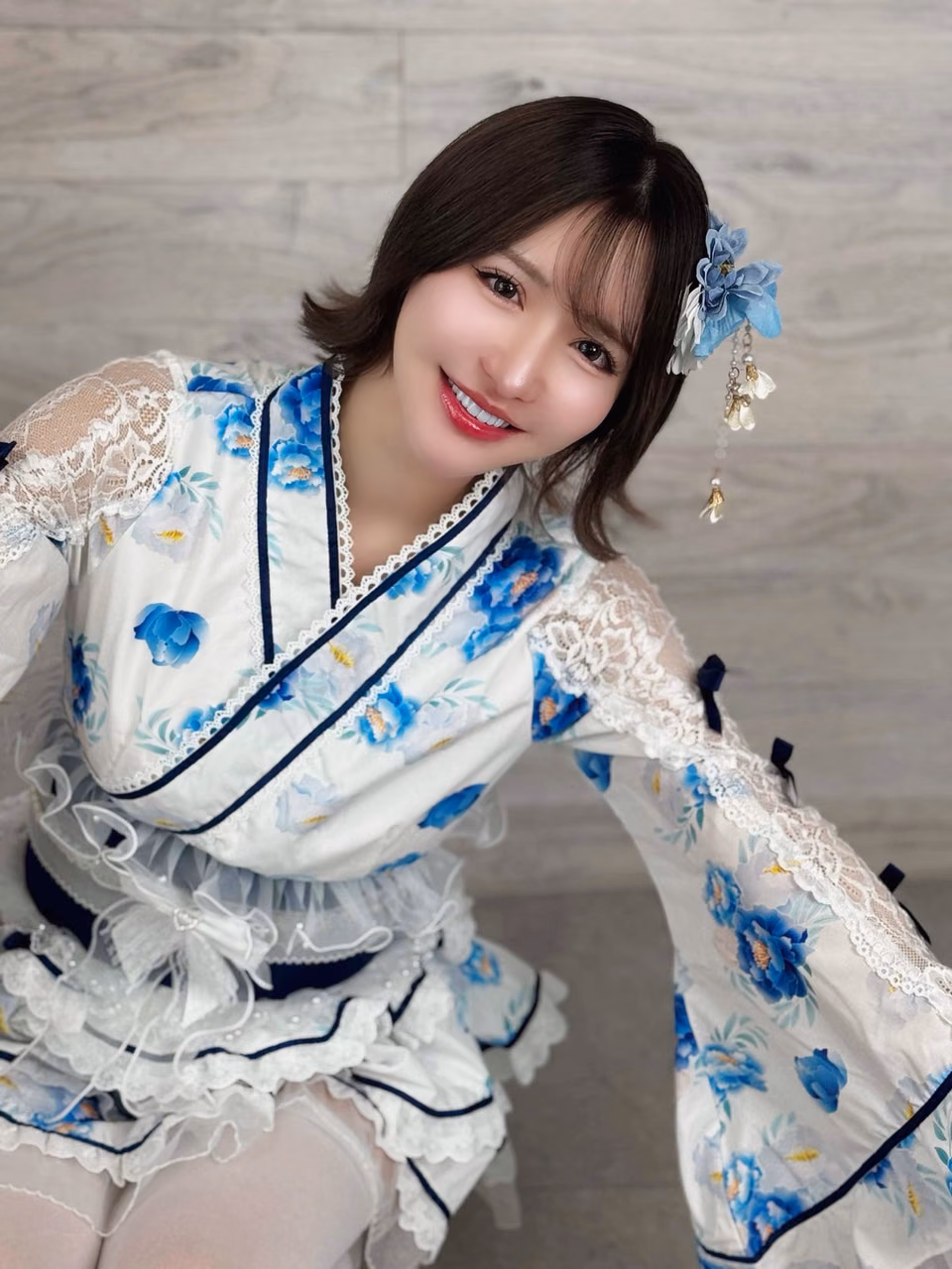 모모나가 사리나 35