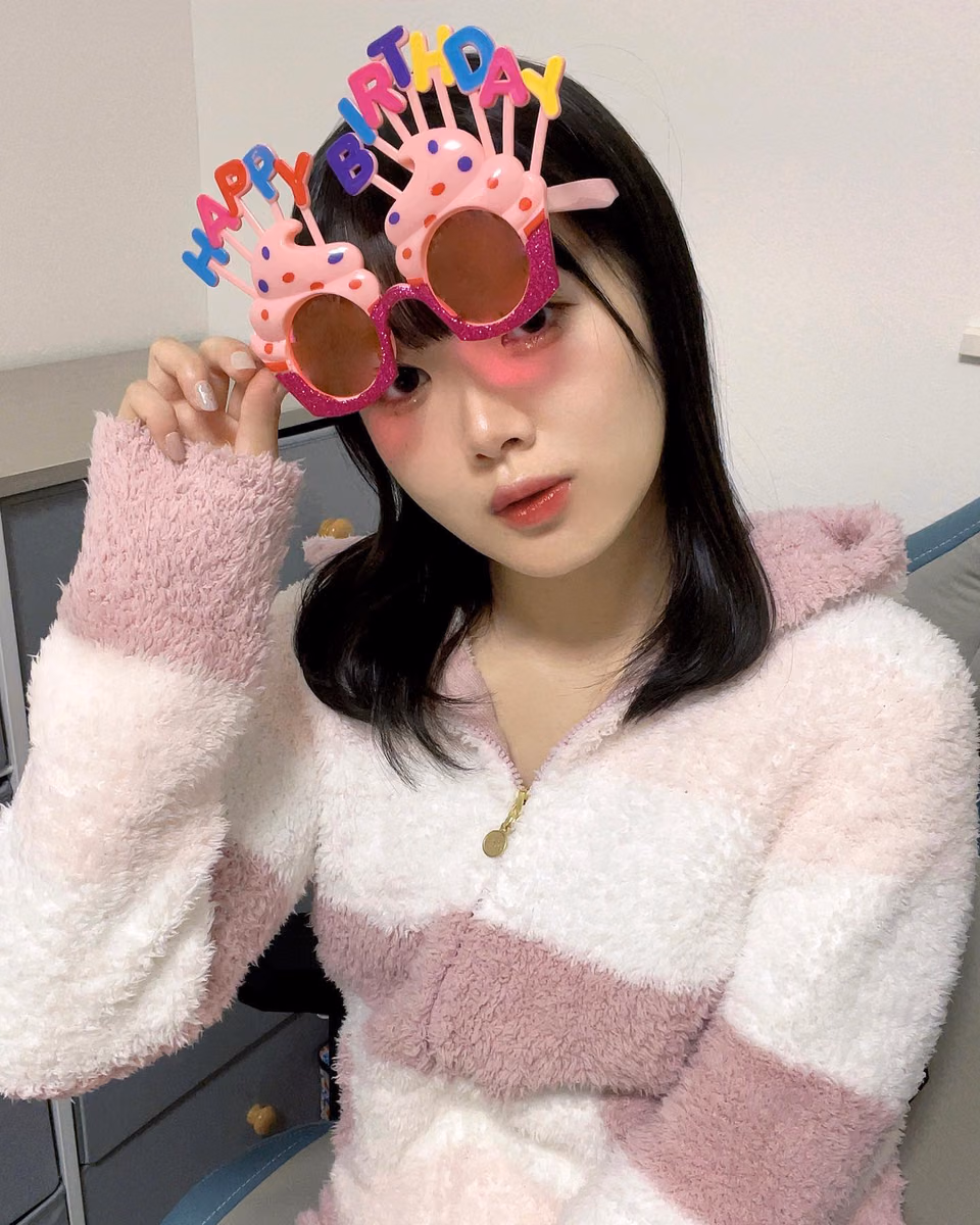 타카하시 마리 3