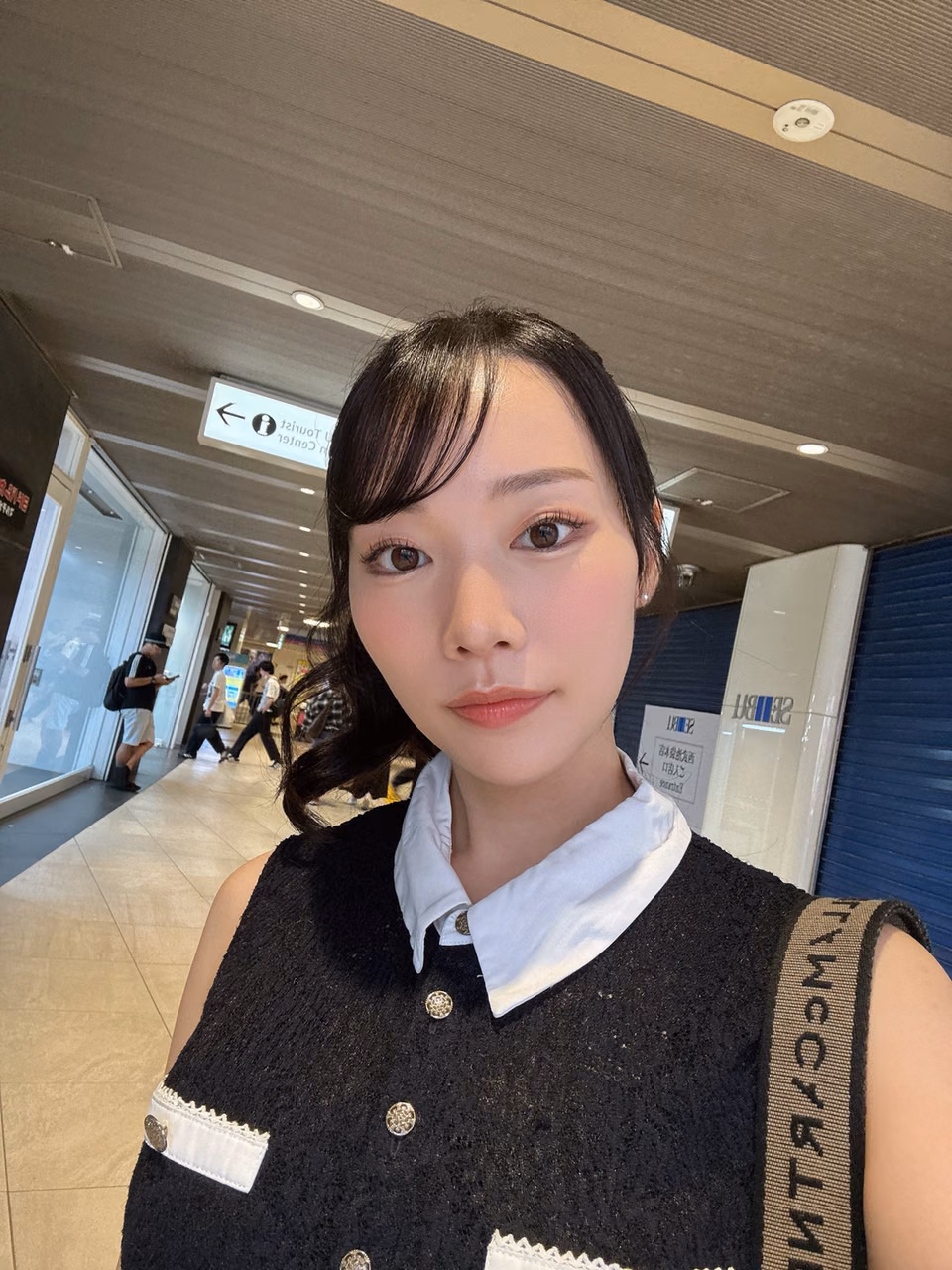 츠키노 코토네 12