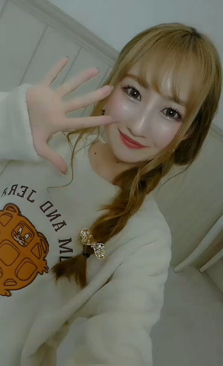 카미사카 히나노 14