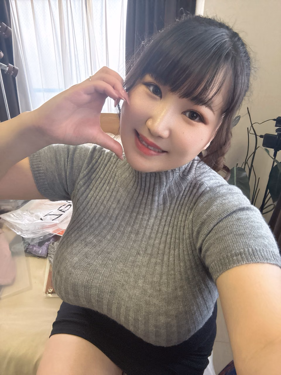 아카네 사나 6